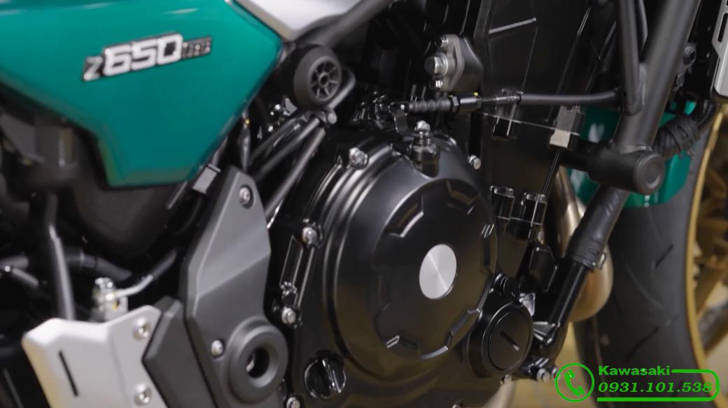 chi tiết  linh kiện Kwasaki Z650RS 2023 mới chính hãng ,màu xanh