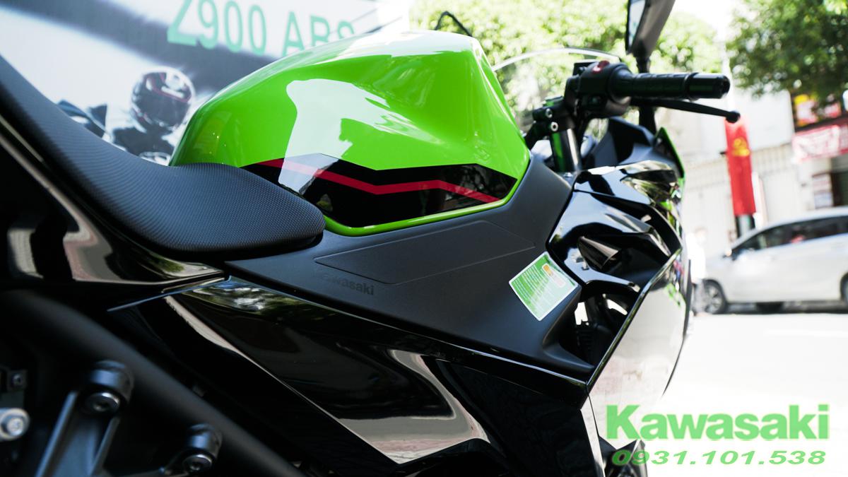 Kawasaki Ninja 400 ABS KRT 2021