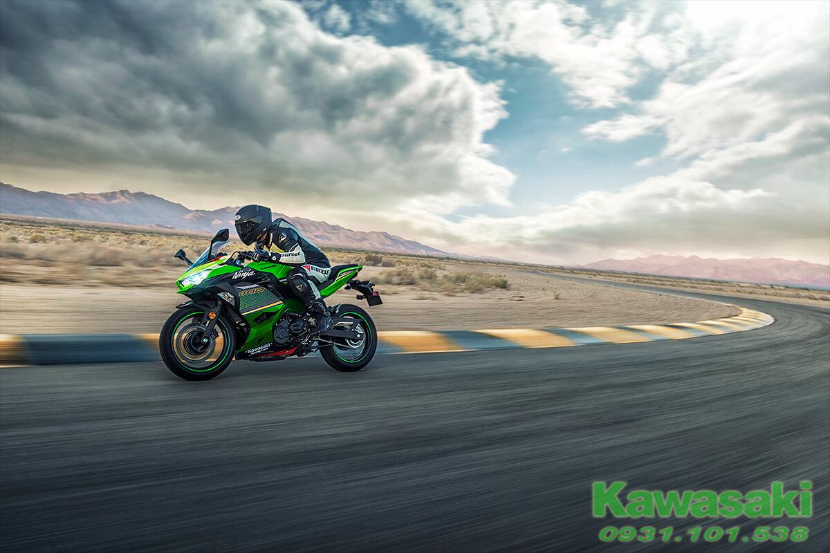 Kawasaki Ninja 400 ABS KRT 2021