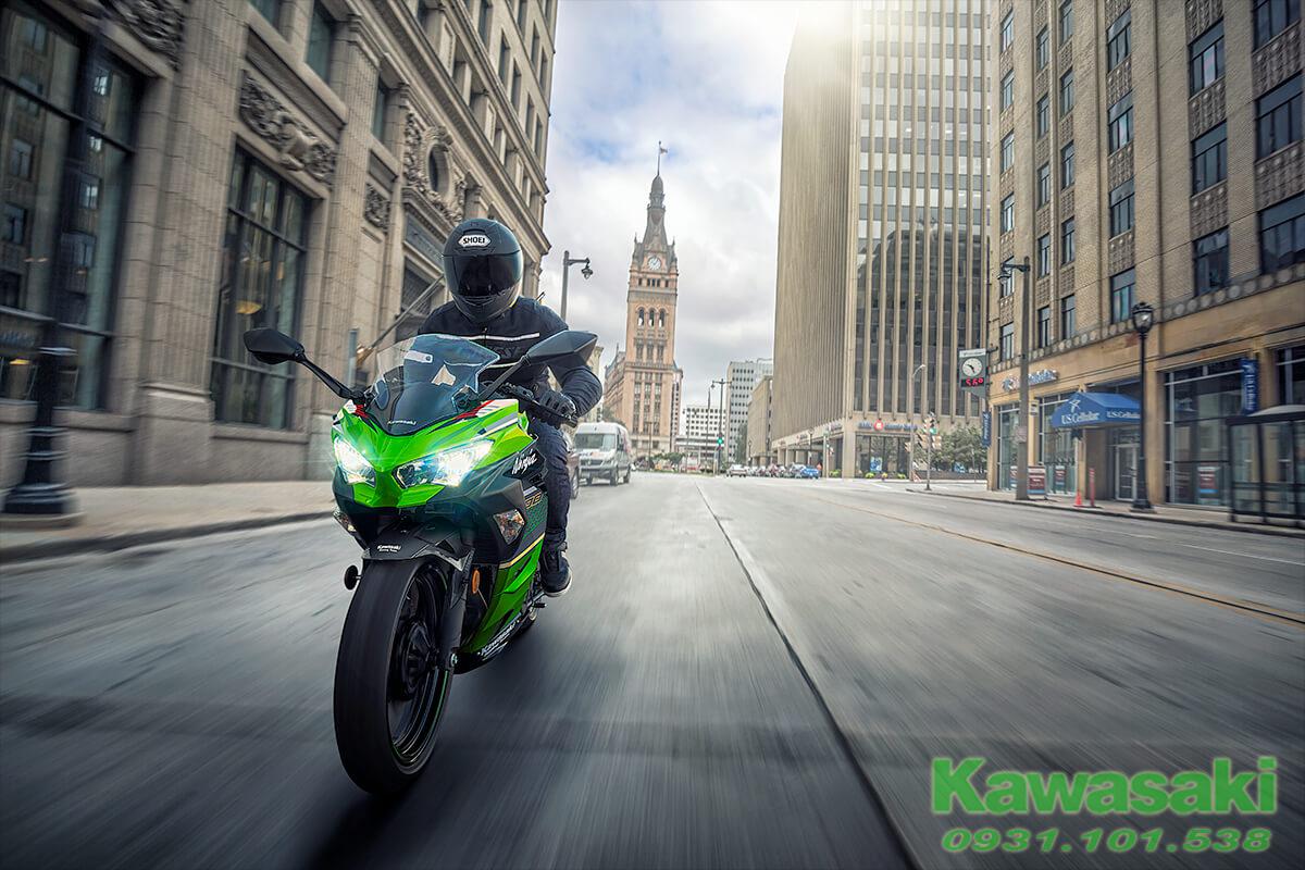 Kawasaki Ninja 400 ABS KRT 2021