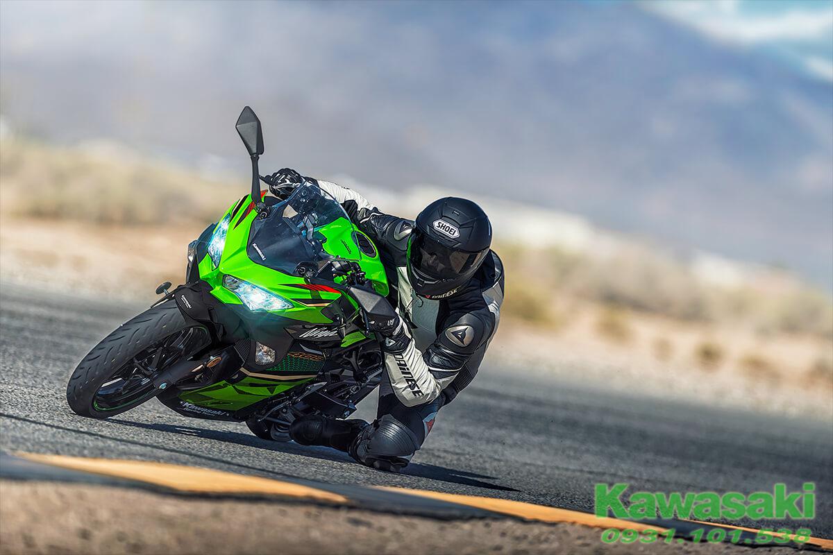 Kawasaki Ninja 400 ABS KRT 2021