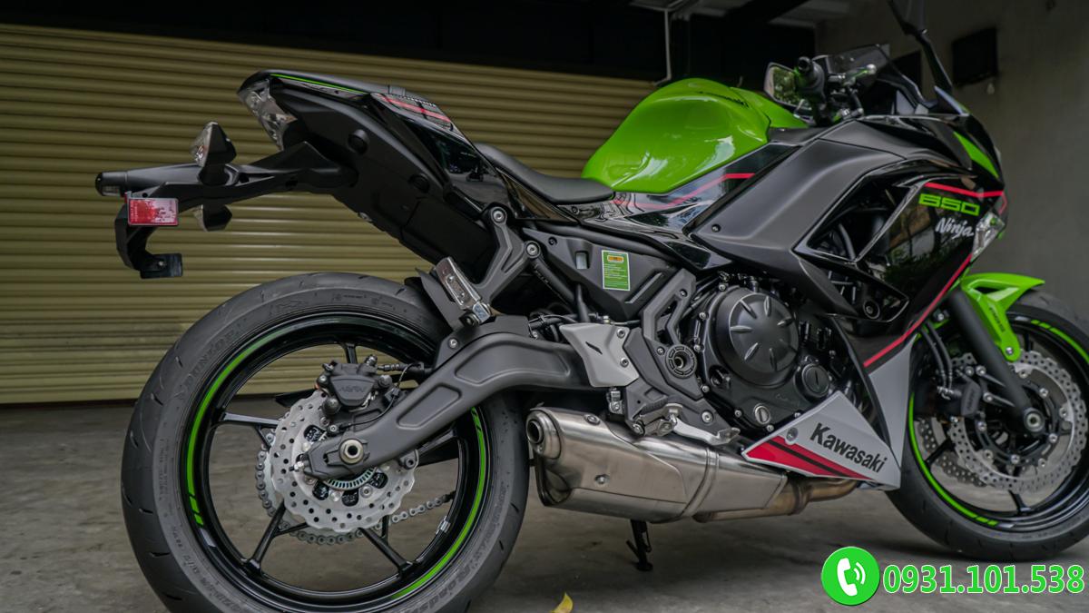 Kawasaki Ninja 650 ABS 2021