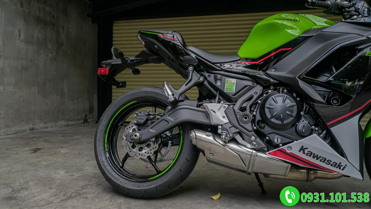 Kawasaki Ninja 650 ABS 2021