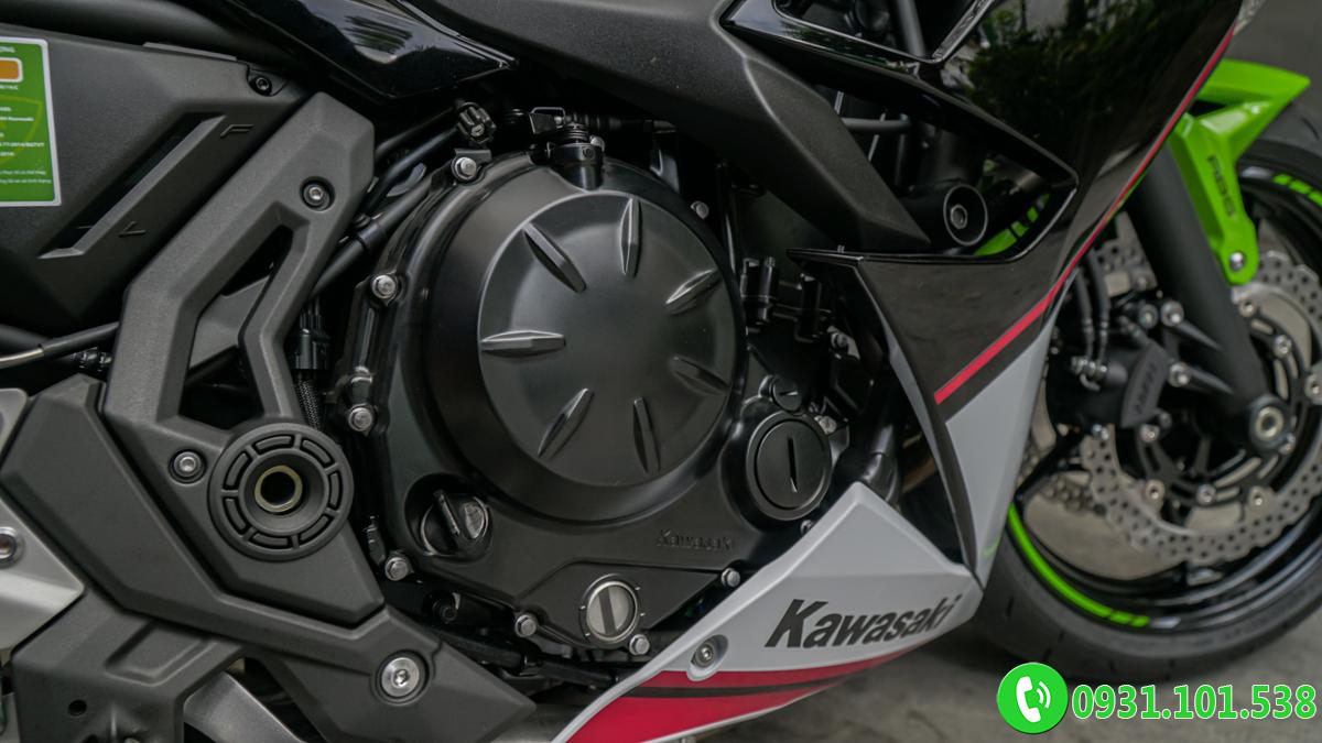 Kawasaki Ninja 650 ABS 2021