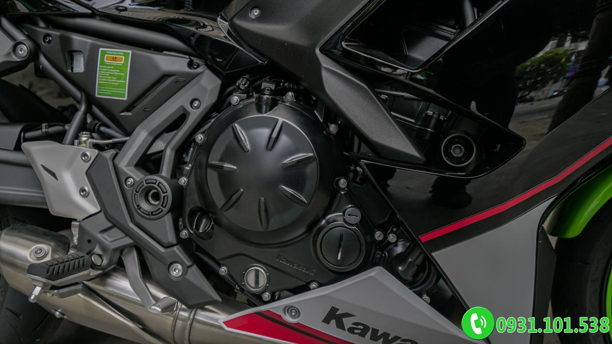 Kawasaki Ninja 650 ABS 2021