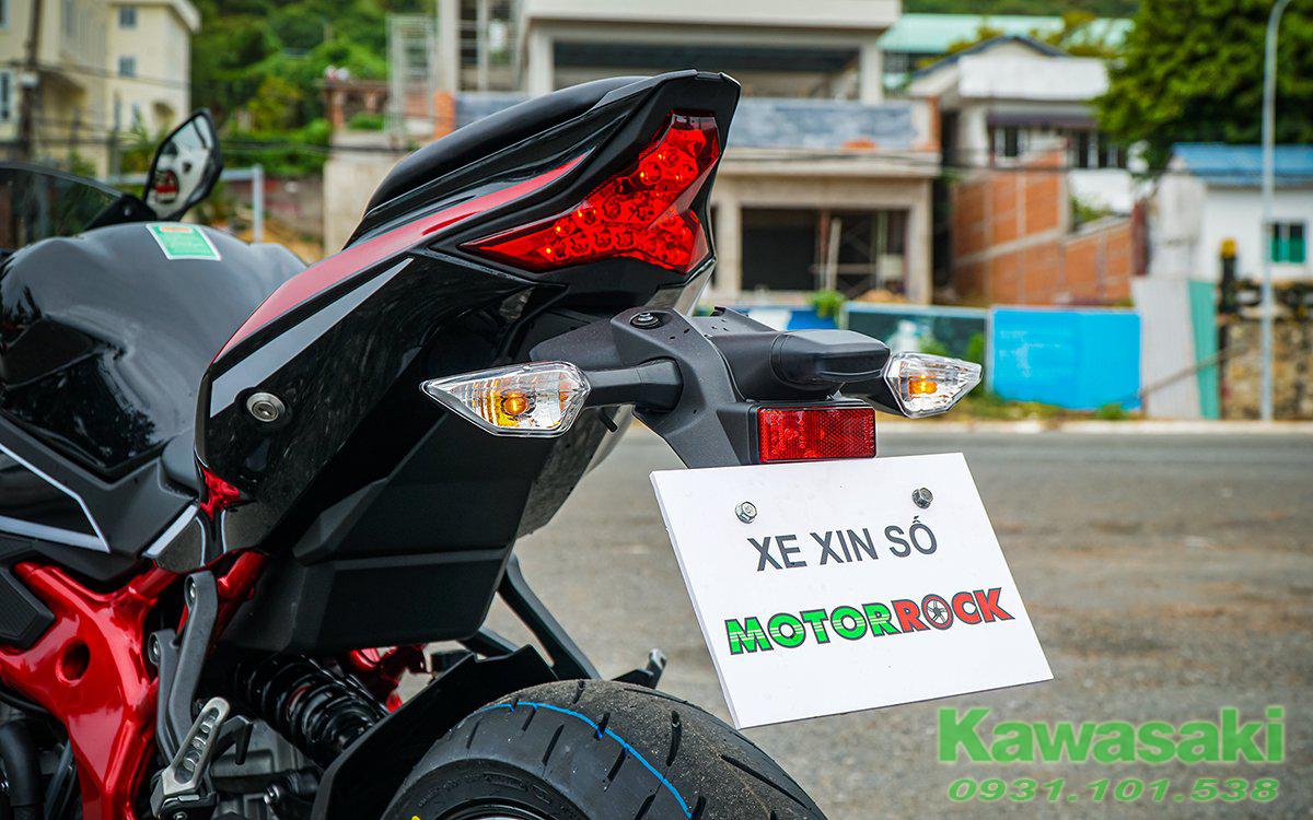 Kawasaki Ninja ZX25R SE 2021