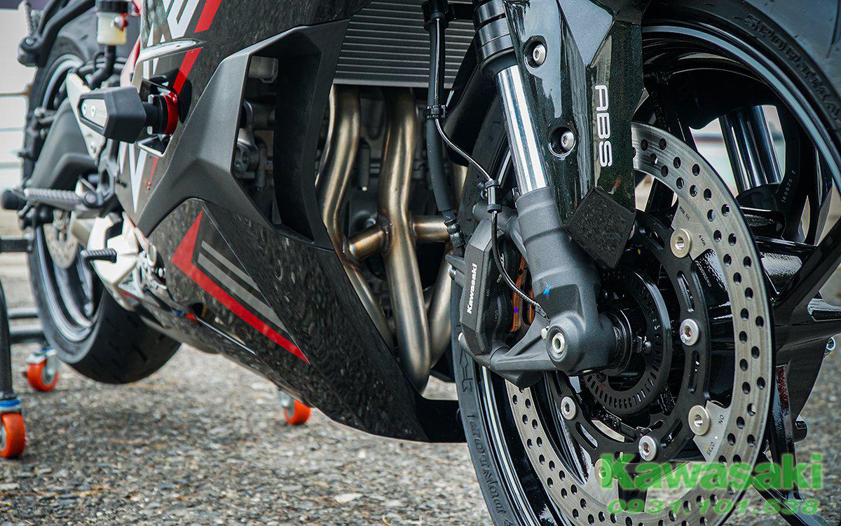 Kawasaki Ninja ZX25R SE 2021