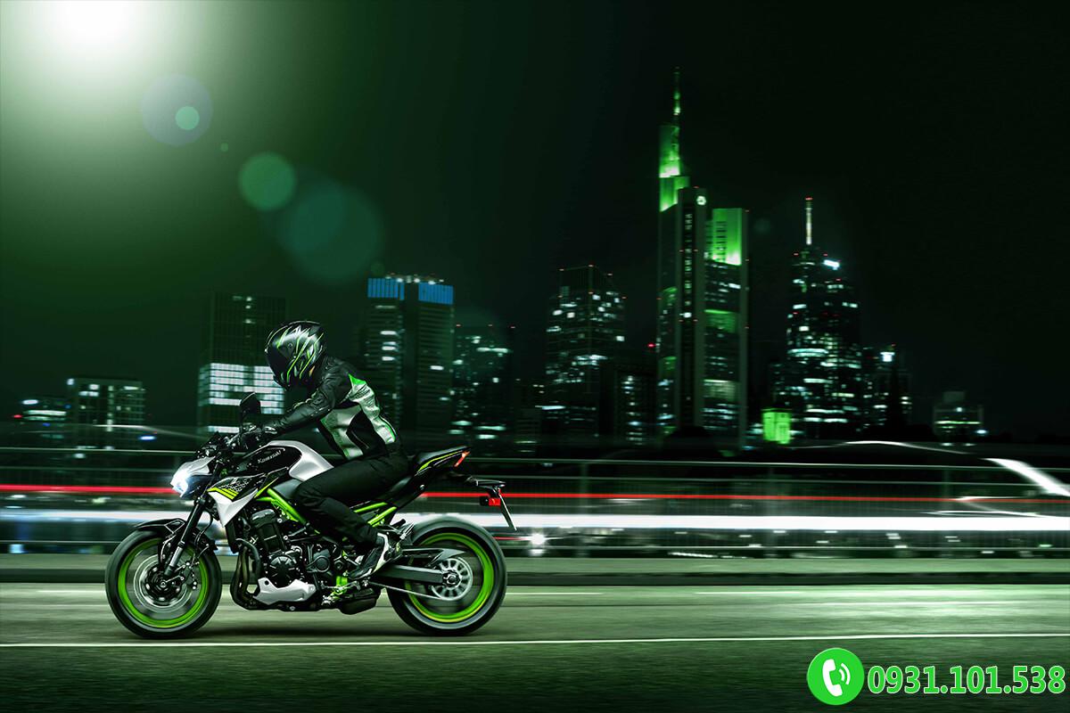 Kawasaki Z900 ABS 2021