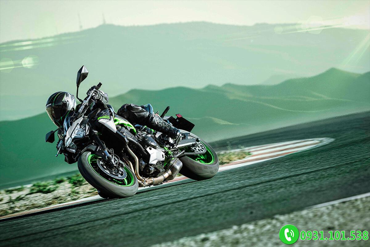 Kawasaki Z900 ABS 2021