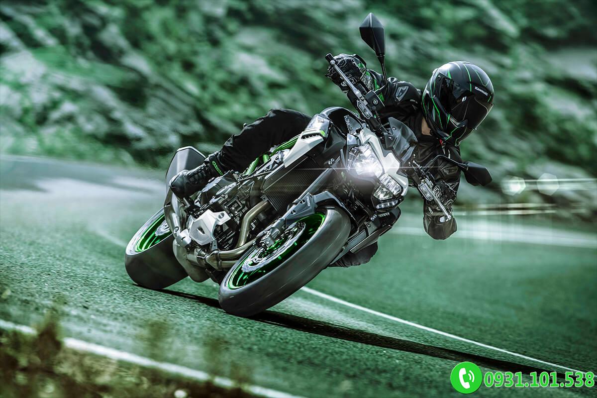Kawasaki Z900 ABS 2021