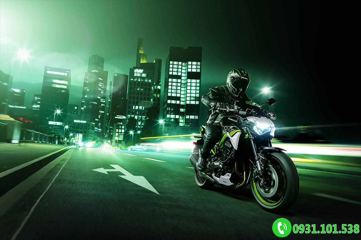 Kawasaki Z900 ABS 2021
