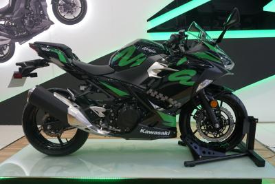Kawasaki Ninja 400 siêu phẩm nổi tiếng