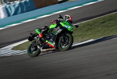 Kawasaki Ninja ZX25R 2021