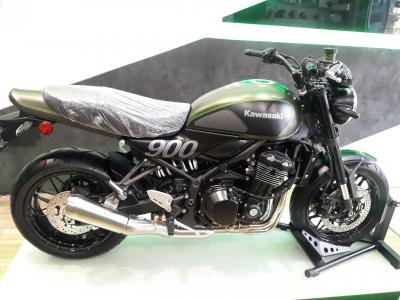 Kawasaki Z900RS 2018 môtô hoài cổ