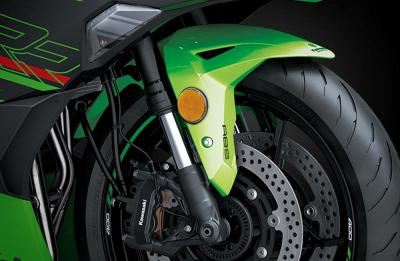 Kawasaki ZX4RR KRT Edition 2023, Động Cơ 4 Xi Lanh Thẳng Hàng