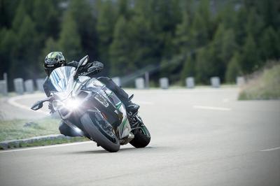 Ninja H2 SX SE +