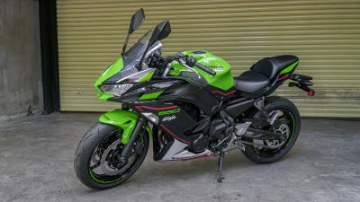 Trả góp 0% khi mua Kawasaki Ninja 650ABS KRT 2021 online bạn có tin không?