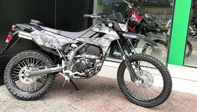 Xe Cào Cào kawasaki KLX 250 Camo