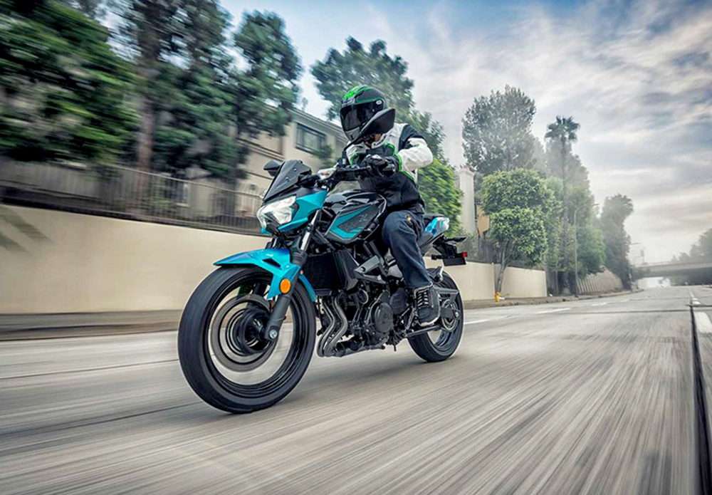 kawasaki z400 abs 2021