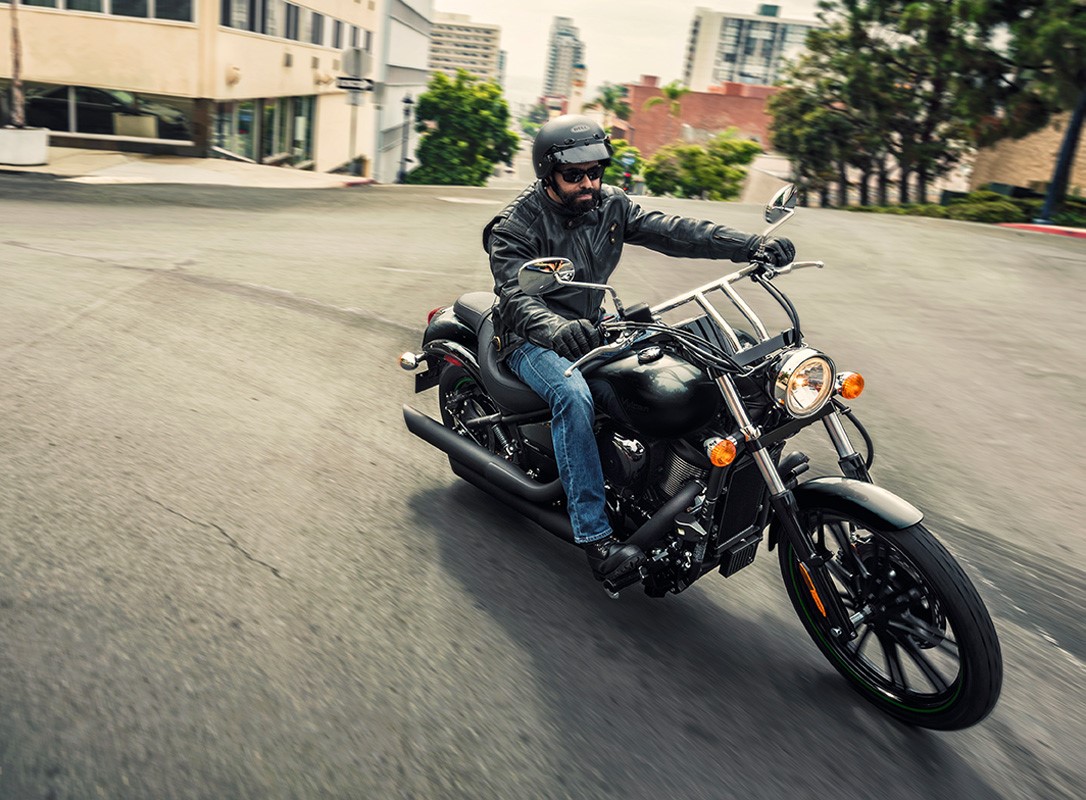 Kawasaki Vulcal 900 Custom