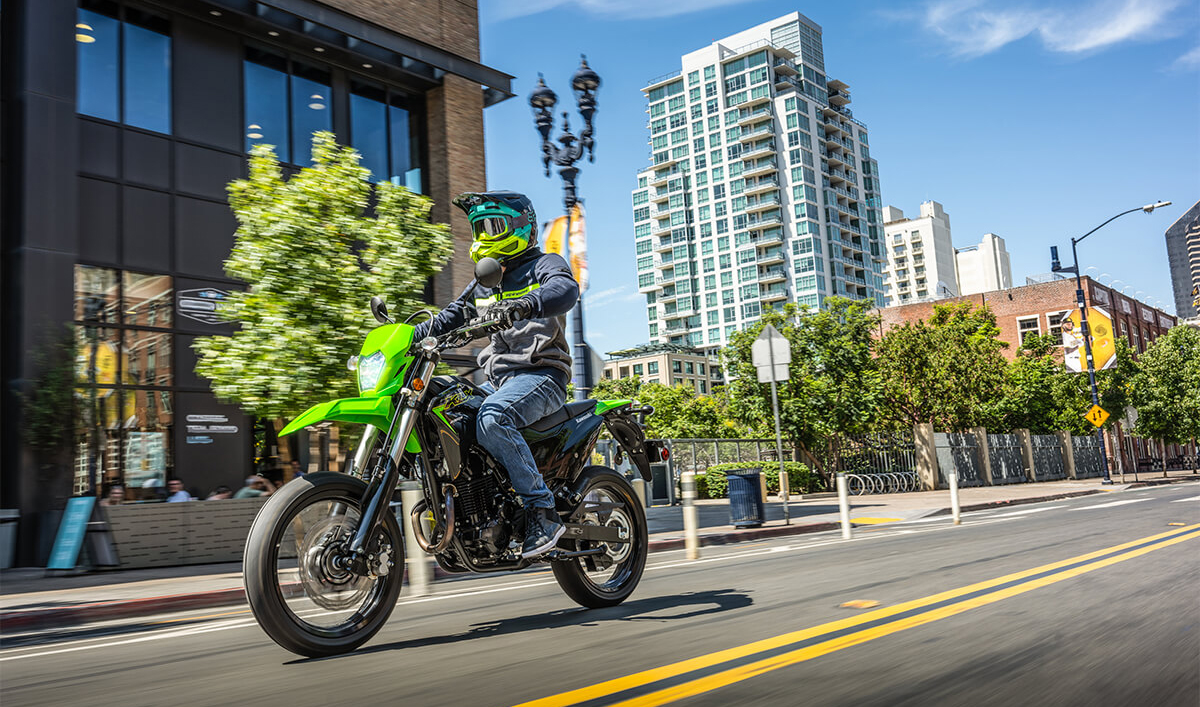 Kawasaki KLX 230 SM 2023 mới